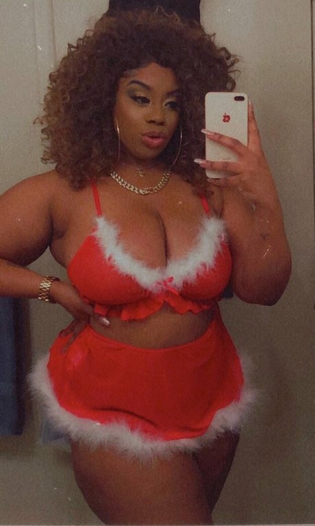 Nagie wyciekłe zdjęcie OnlyFans od Ilooklikebaae