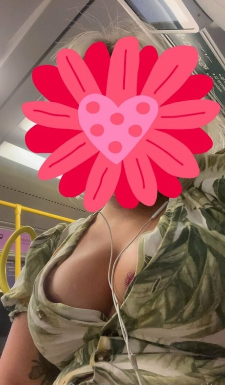 Nagie wyciekłe zdjęcie OnlyFans od Swetits