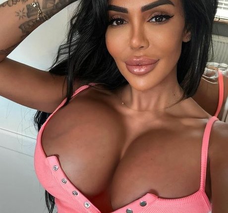 Nagie wyciekłe zdjęcie OnlyFans od Holly James