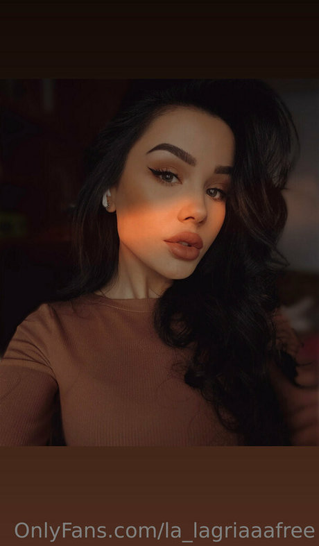 Nagie wyciekłe zdjęcie OnlyFans od Laalegriafree