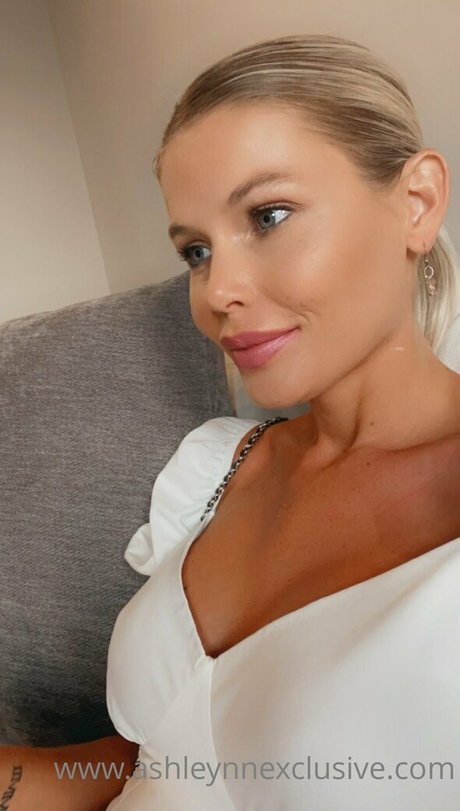 Ashleybelle