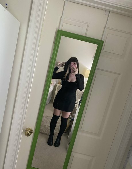 Nagie wyciekłe zdjęcie OnlyFans od Sexymigraines