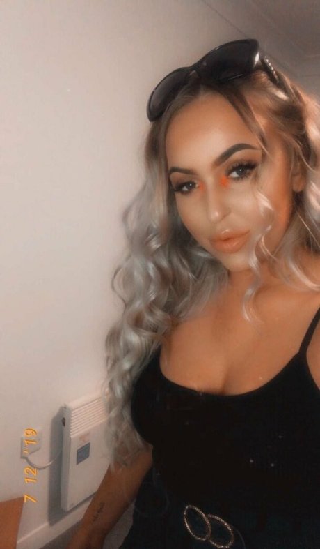 Nagie wyciekłe zdjęcie OnlyFans od Rlxox