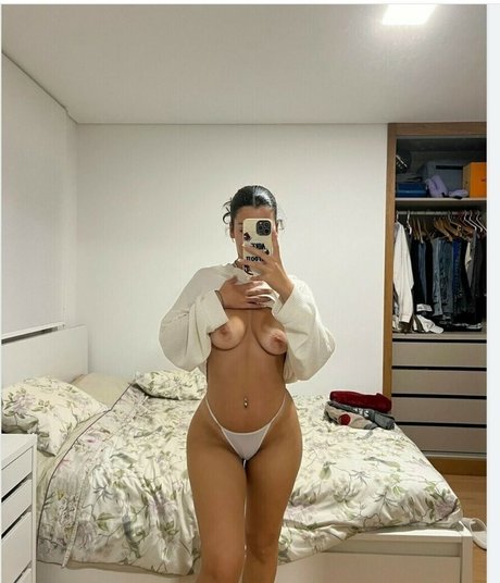Nagie wyciekłe zdjęcie OnlyFans od Alyaferrari