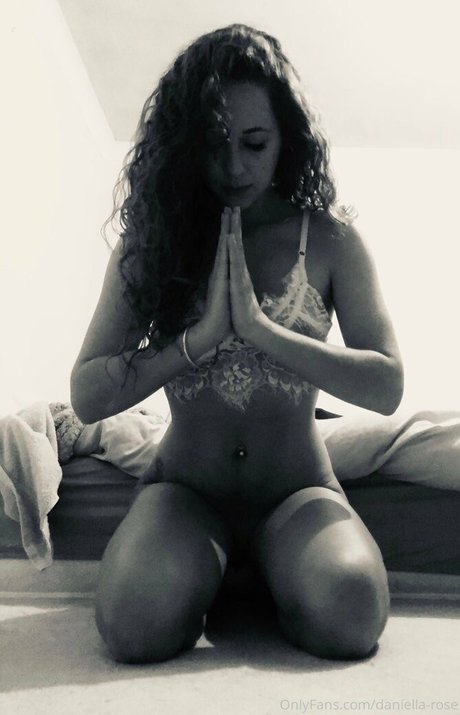 Nagie wyciekłe zdjęcie OnlyFans od Daniellarose