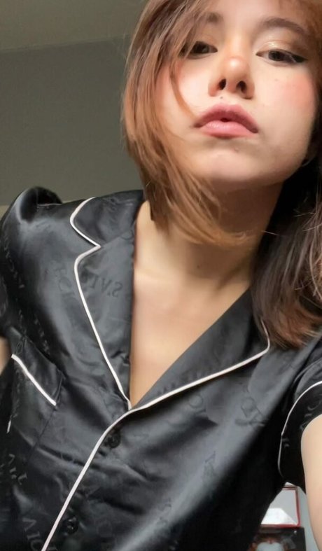 Nagie wyciekłe zdjęcie OnlyFans od Ellegarci