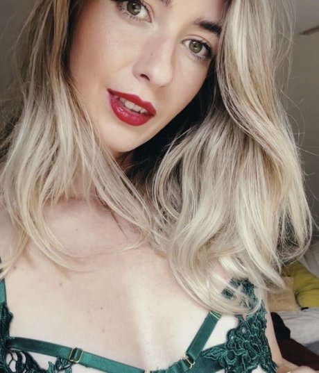 Nagie wyciekłe zdjęcie OnlyFans od Electricapril