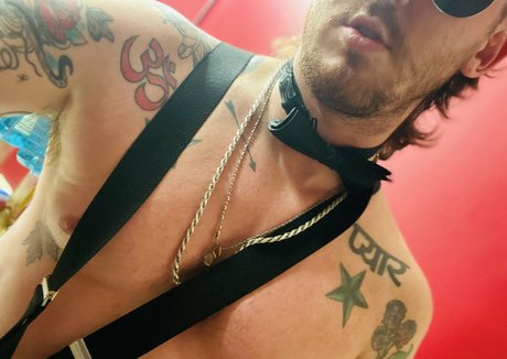 Nagie wyciekłe zdjęcie OnlyFans od Fillingdesire