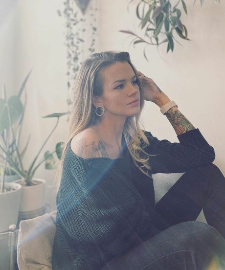 Nagie wyciekłe zdjęcie OnlyFans od Ohioliz