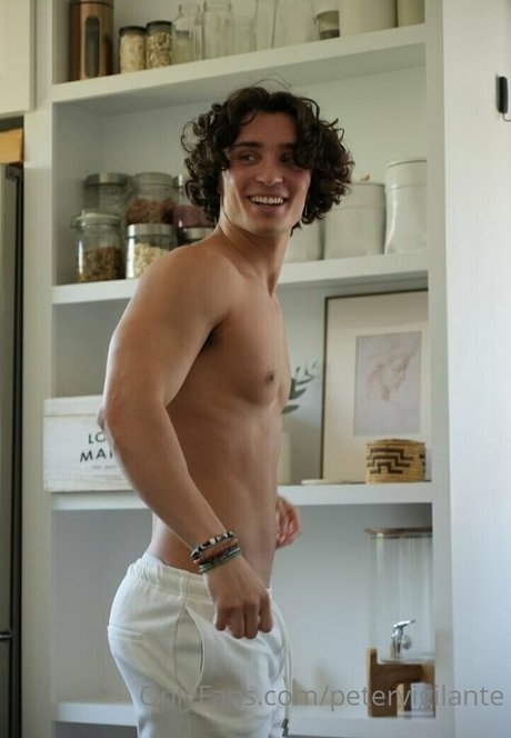 Nagie wyciekłe zdjęcie OnlyFans od Petervigilante