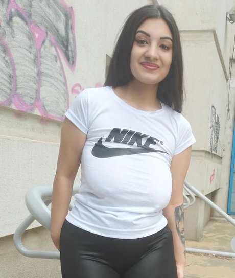 Nagie wyciekłe zdjęcie OnlyFans od Ionela Madalina