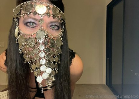Nagie wyciekłe zdjęcie OnlyFans od Thewhisperxo