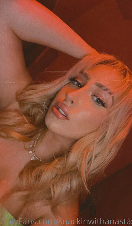 Nagie wyciekłe zdjęcie OnlyFans od Snackinwithanastasia