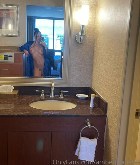 Nagie wyciekłe zdjęcie OnlyFans od Ambermarie52