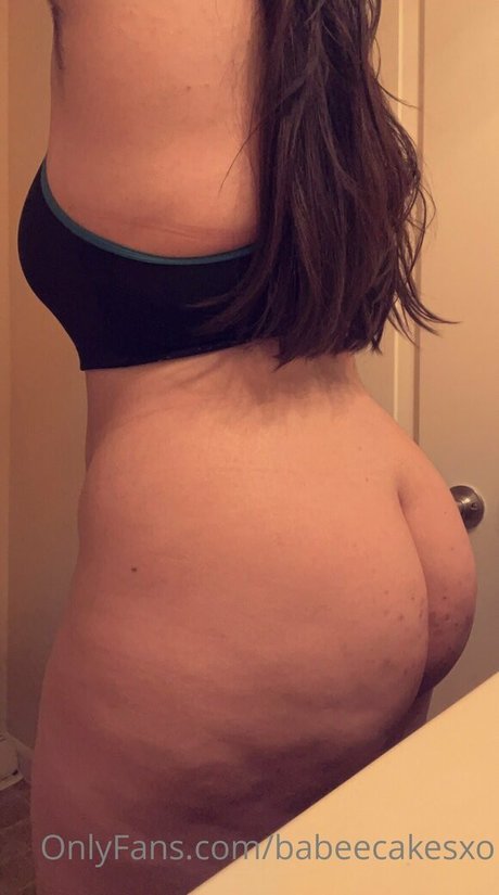 Nagie wyciekłe zdjęcie OnlyFans od Jadeelainex