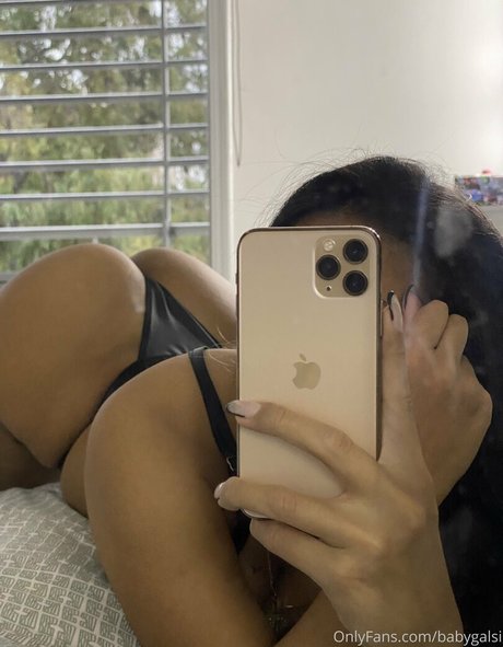 Nagie wyciekłe zdjęcie OnlyFans od Babygalsi