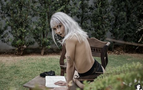 Nagie wyciekłe zdjęcie OnlyFans od Psylunar