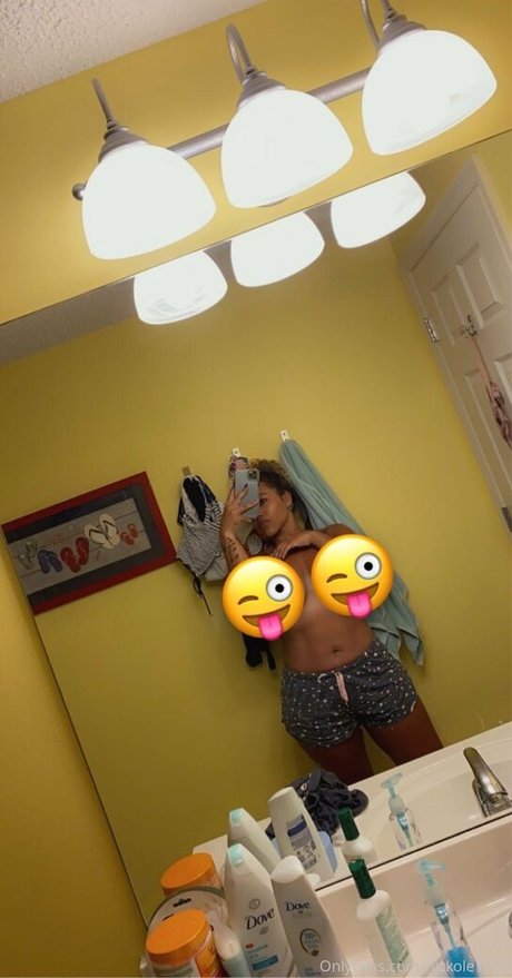 Nagie wyciekłe zdjęcie OnlyFans od Nickole1022