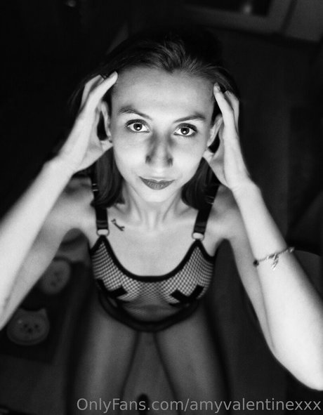 Nagie wyciekłe zdjęcie OnlyFans od Amyvalentinexxx