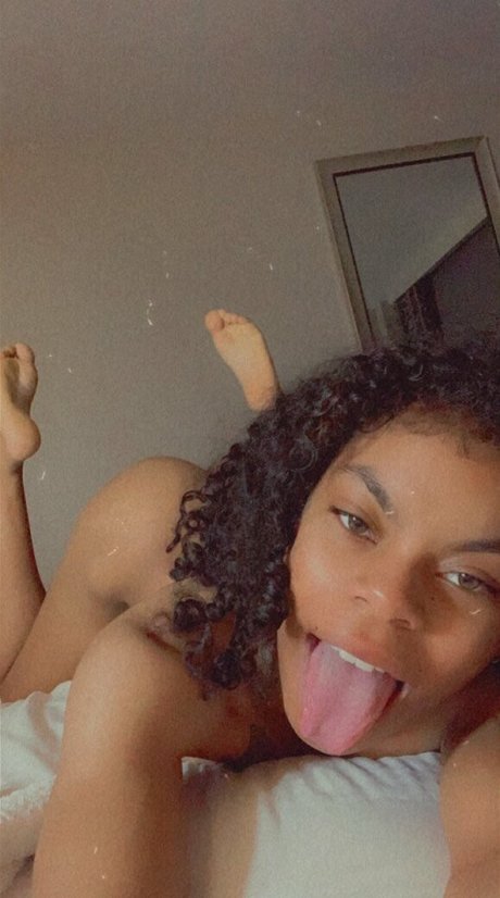 Nagie wyciekłe zdjęcie OnlyFans od Hazelqveen