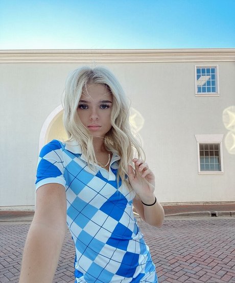 Nagie wyciekłe zdjęcie OnlyFans od Abbie Bruney
