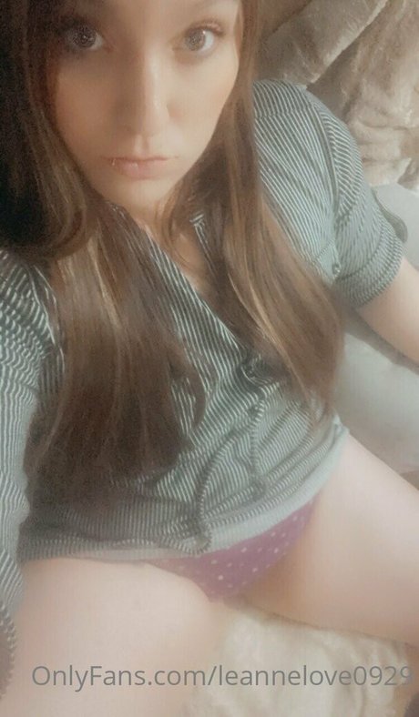 Nagie wyciekłe zdjęcie OnlyFans od Leannelove1992