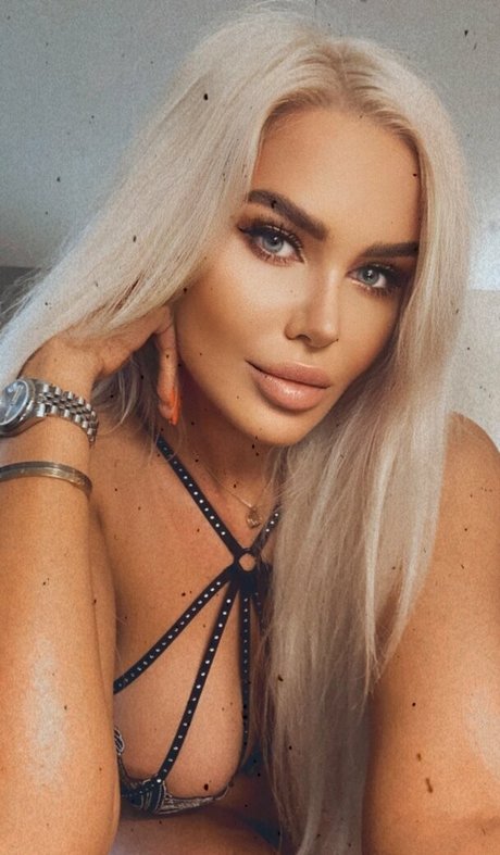 Nagie wyciekłe zdjęcie OnlyFans od Elisa Bethann