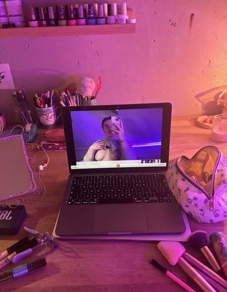 Nagie wyciekłe zdjęcie OnlyFans od Bellaahh42