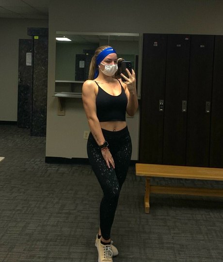 Nagie wyciekłe zdjęcie OnlyFans od Alysia Kelley