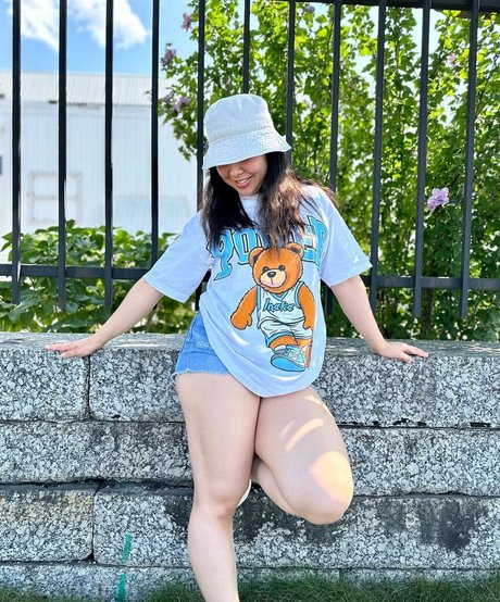 Nagie wyciekłe zdjęcie OnlyFans od Asianquadbae