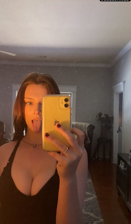 Nagie wyciekłe zdjęcie OnlyFans od Savannah Colver