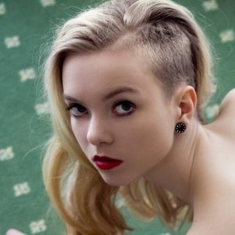 Nagie wyciekłe zdjęcie OnlyFans od Emmi