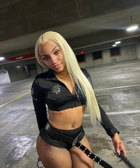 Nagie wyciekłe zdjęcie OnlyFans od Avibabyyy