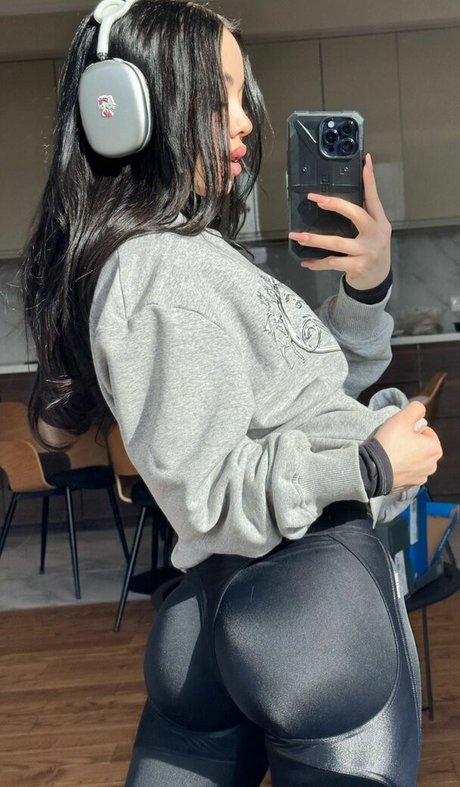 Lyna_com