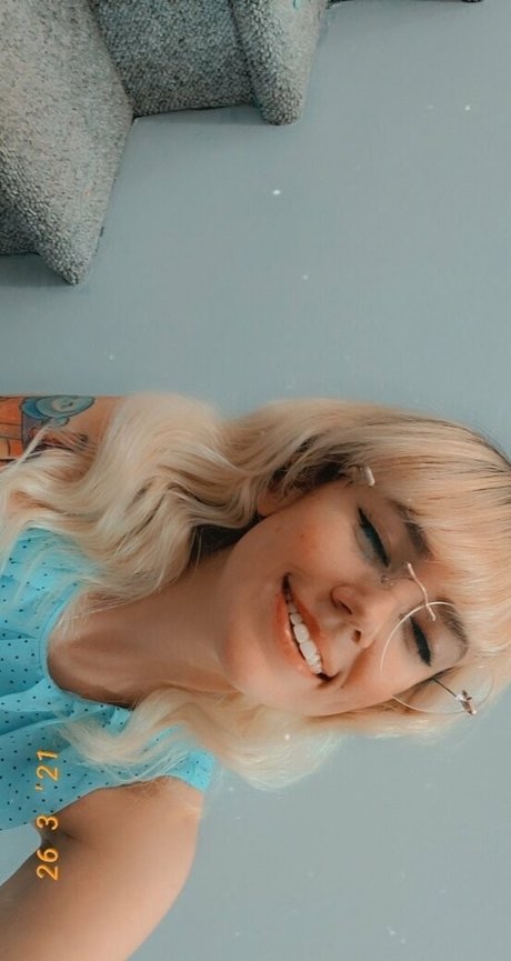 Nagie wyciekłe zdjęcie OnlyFans od Bratttysuccubus