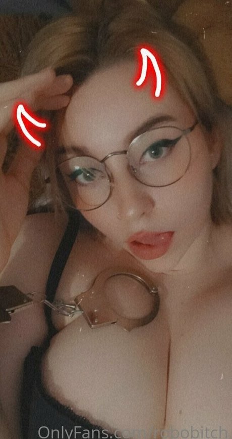 Nagie wyciekłe zdjęcie OnlyFans od Hiitsivyyy