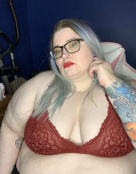 Nagie wyciekłe zdjęcie OnlyFans od Adenahx