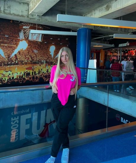 Nagie wyciekłe zdjęcie OnlyFans od Trinity Charlton