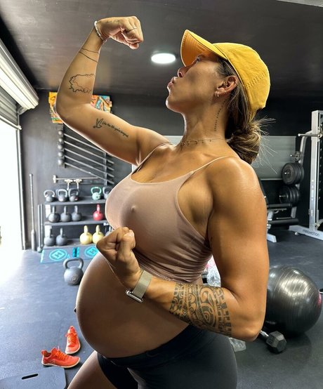 Nagie wyciekłe zdjęcie OnlyFans od Hannah Eden Fitness
