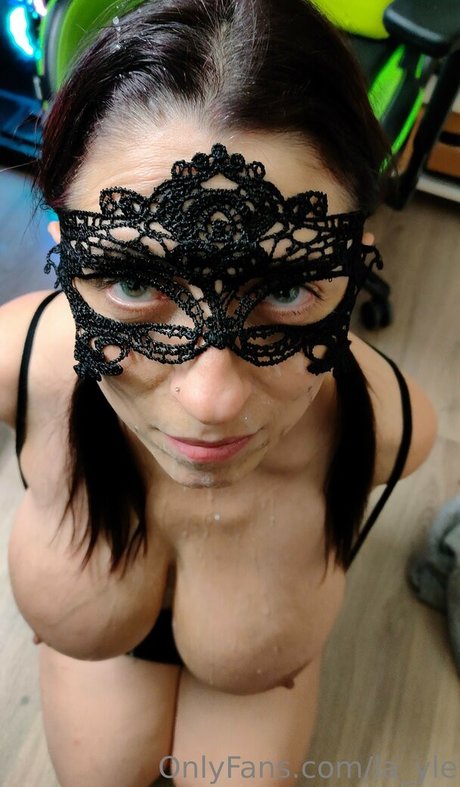 Nagie wyciekłe zdjęcie OnlyFans od Layle