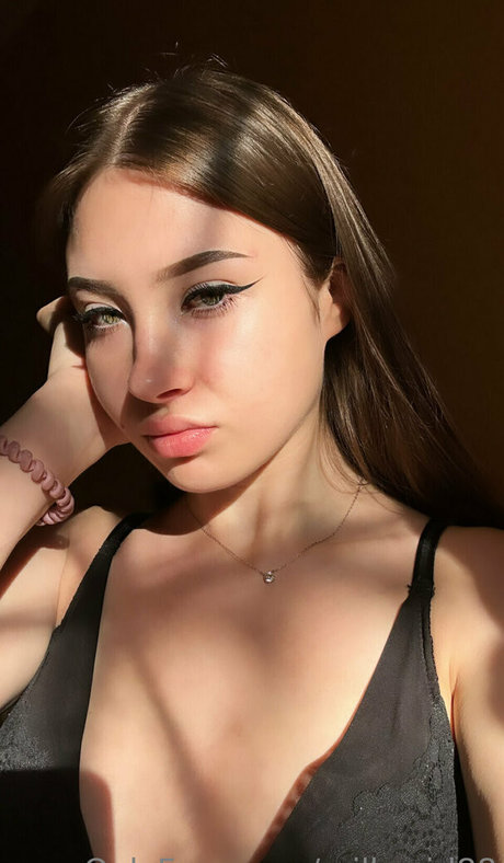 Nagie wyciekłe zdjęcie OnlyFans od Emmsee