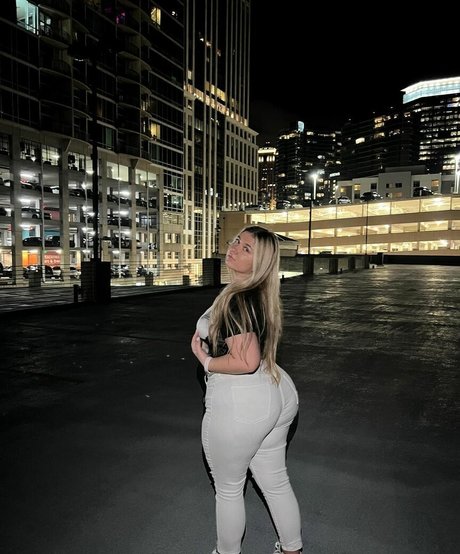 Nagie wyciekłe zdjęcie OnlyFans od Simplylindzz