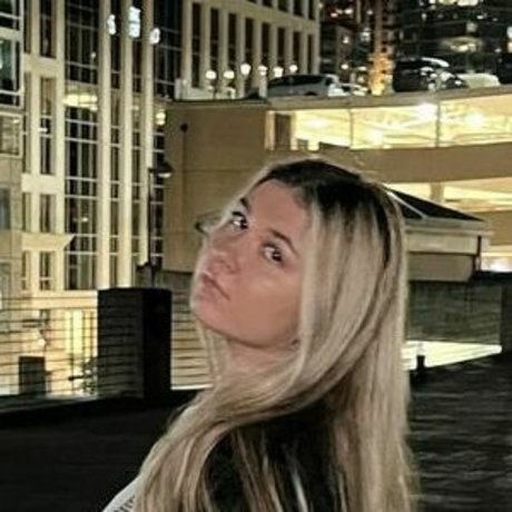 Nagie wyciekłe zdjęcie OnlyFans od Simplylindzz