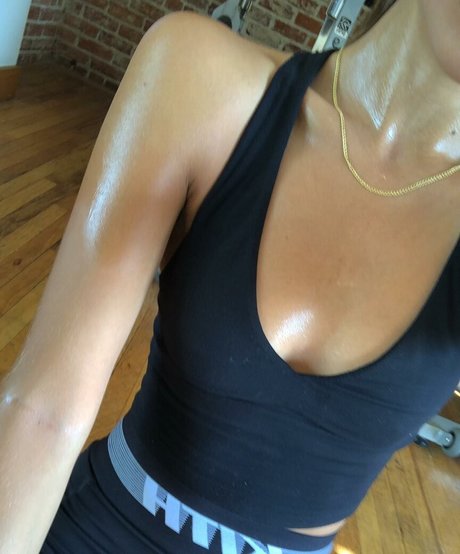 Nagie wyciekłe zdjęcie OnlyFans od Emily Oberg