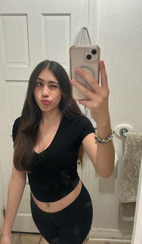 Nagie wyciekłe zdjęcie OnlyFans od Alldaypariss