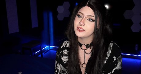 Nagie wyciekłe zdjęcie OnlyFans od Gloryhole Swallow