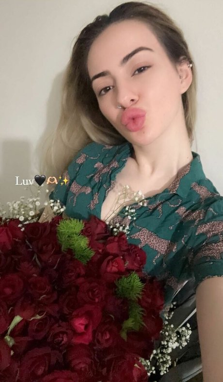 Nagie wyciekłe zdjęcie OnlyFans od Oznrgvn