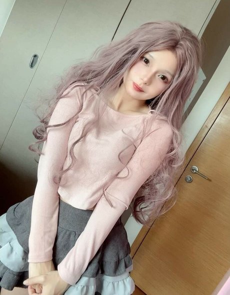 Nagie wyciekłe zdjęcie OnlyFans od Luckyeliee