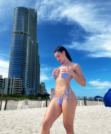 Nagie wyciekłe zdjęcie OnlyFans od Ece Ozbdk