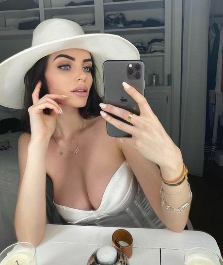 Nagie wyciekłe zdjęcie OnlyFans od Eden Grudler